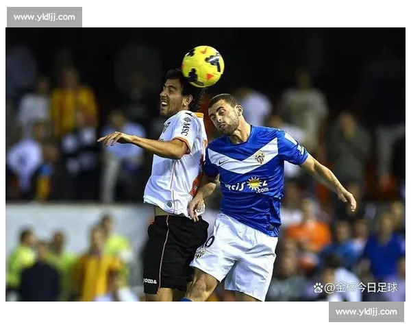 福伦丹与海尔蒙特激烈对决 谁将赢得荷兰足球新一轮较量